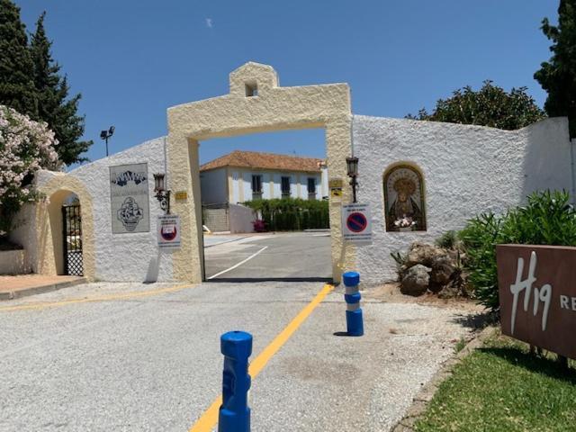 Golf & Beach .Apto 2 Bedroom Santa Maria Golf Marbella Exterior photo