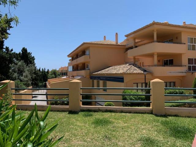 Golf & Beach .Apto 2 Bedroom Santa Maria Golf Marbella Exterior photo